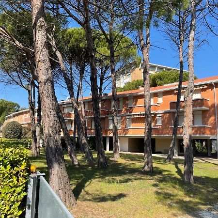 Twin Pine Trees Flats, Near Beach 比比翁 外观 照片